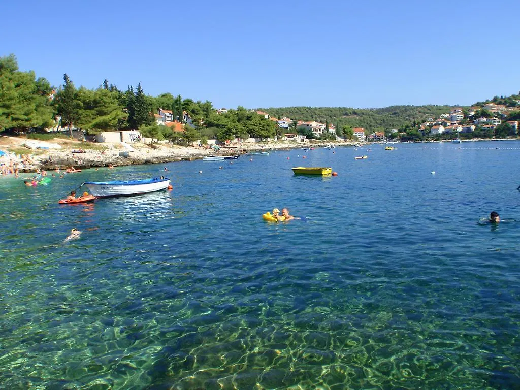 Apartments Otok Trogir