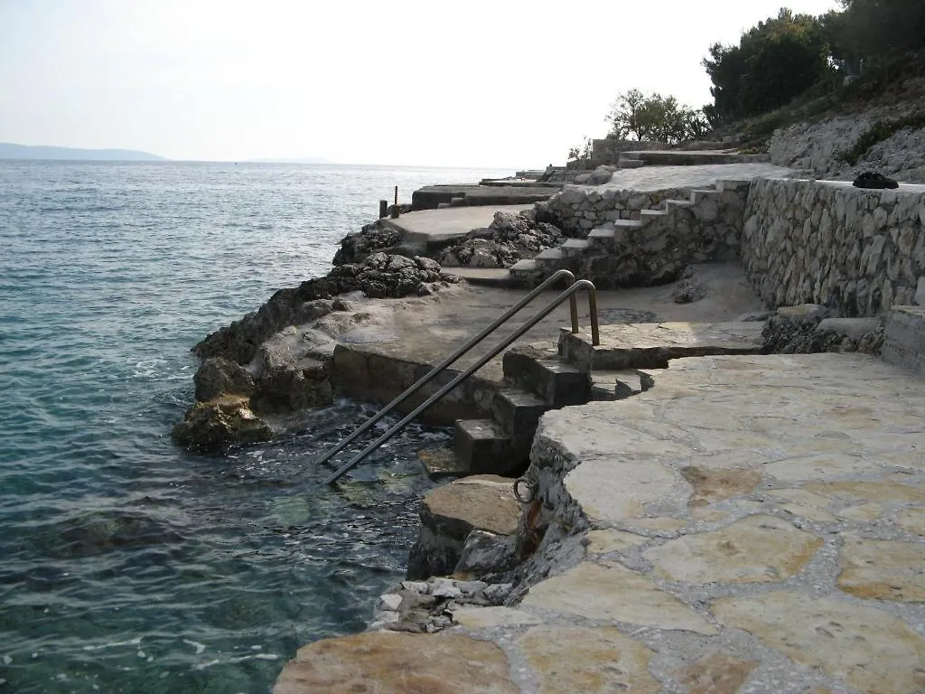 Apartments Otok Trogir 0*,