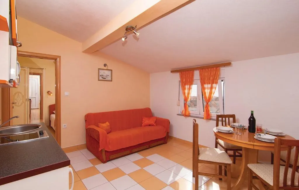 Apartments Otok Trogir