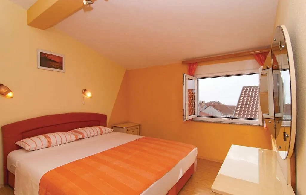 Apartments Otok Trogir