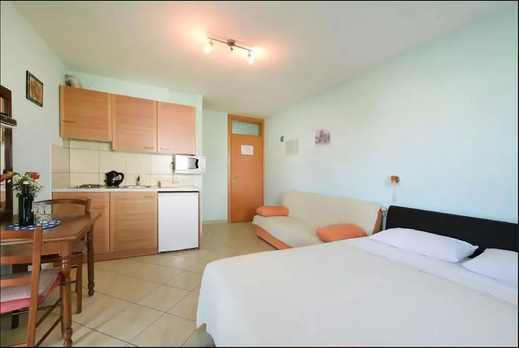 Apartments Otok Trogir 0*,  Croatia