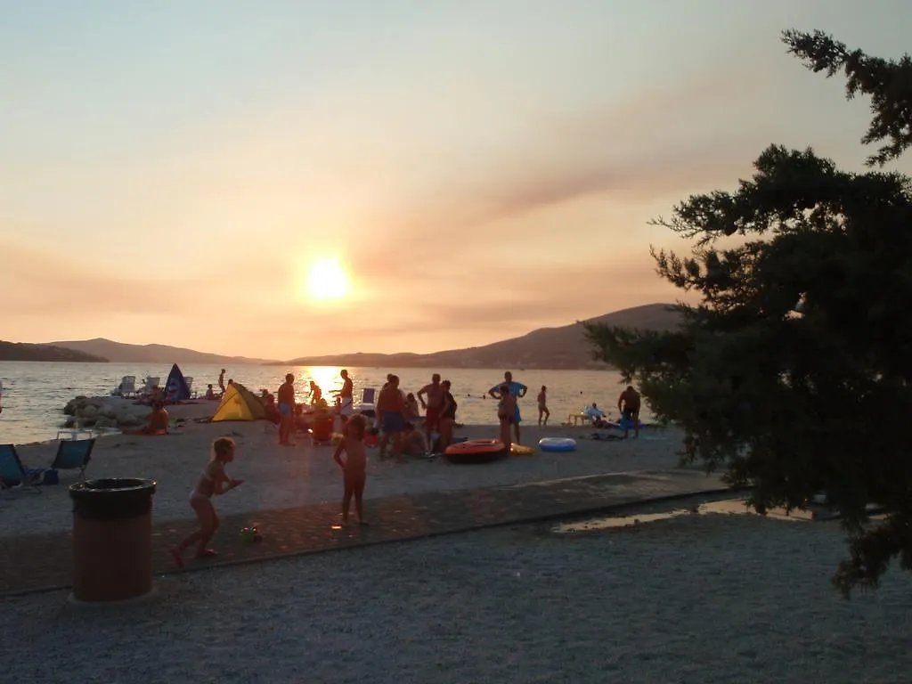 Apartments Otok Trogir