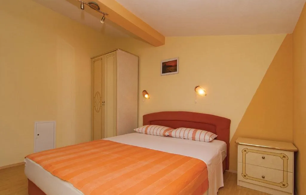 Apartments Otok Trogir