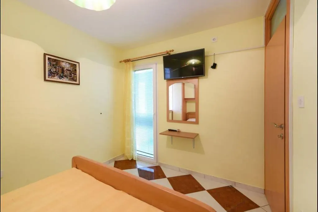 Apartments Otok Trogir 0*,  Horvátország